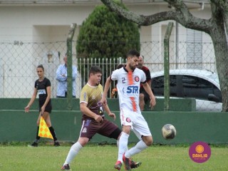 
<a style='margin-left: 5px;' class='btn btn-xs btn-social btn-facebook' href='https://www.facebook.com/sharer/sharer.php?u=https://www.boladovale.com.br/imgs/800-800-90/conteudo/fotos/1622/img1615.jpg' rel='popup' data-width='500' data-height='400'><i class='fa fa-facebook'></i>Compartilhar <span class='hidden-xs'>no Facebook</span>
</a> 
<a class='btn btn-default btn-xs' target='_blank' href='imgs/800-800-90/conteudo/fotos/1622/img1615.jpg'>
<span class='glyphicon glyphicon-cloud-download'></span> Salvar
</a> 
<span></span>