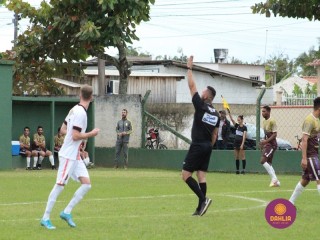
<a style='margin-left: 5px;' class='btn btn-xs btn-social btn-facebook' href='https://www.facebook.com/sharer/sharer.php?u=https://www.boladovale.com.br/imgs/800-800-90/conteudo/fotos/1622/img1675.jpg' rel='popup' data-width='500' data-height='400'><i class='fa fa-facebook'></i>Compartilhar <span class='hidden-xs'>no Facebook</span>
</a> 
<a class='btn btn-default btn-xs' target='_blank' href='imgs/800-800-90/conteudo/fotos/1622/img1675.jpg'>
<span class='glyphicon glyphicon-cloud-download'></span> Salvar
</a> 
<span></span>