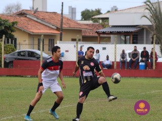 
<a style='margin-left: 5px;' class='btn btn-xs btn-social btn-facebook' href='https://www.facebook.com/sharer/sharer.php?u=https://www.boladovale.com.br/imgs/800-800-90/conteudo/fotos/1623/img2593.jpg' rel='popup' data-width='500' data-height='400'><i class='fa fa-facebook'></i>Compartilhar <span class='hidden-xs'>no Facebook</span>
</a> 
<a class='btn btn-default btn-xs' target='_blank' href='imgs/800-800-90/conteudo/fotos/1623/img2593.jpg'>
<span class='glyphicon glyphicon-cloud-download'></span> Salvar
</a> 
<span></span>