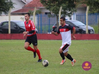 
<a style='margin-left: 5px;' class='btn btn-xs btn-social btn-facebook' href='https://www.facebook.com/sharer/sharer.php?u=https://www.boladovale.com.br/imgs/800-800-90/conteudo/fotos/1623/img2619.jpg' rel='popup' data-width='500' data-height='400'><i class='fa fa-facebook'></i>Compartilhar <span class='hidden-xs'>no Facebook</span>
</a> 
<a class='btn btn-default btn-xs' target='_blank' href='imgs/800-800-90/conteudo/fotos/1623/img2619.jpg'>
<span class='glyphicon glyphicon-cloud-download'></span> Salvar
</a> 
<span></span>