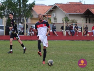
<a style='margin-left: 5px;' class='btn btn-xs btn-social btn-facebook' href='https://www.facebook.com/sharer/sharer.php?u=https://www.boladovale.com.br/imgs/800-800-90/conteudo/fotos/1623/img2673.jpg' rel='popup' data-width='500' data-height='400'><i class='fa fa-facebook'></i>Compartilhar <span class='hidden-xs'>no Facebook</span>
</a> 
<a class='btn btn-default btn-xs' target='_blank' href='imgs/800-800-90/conteudo/fotos/1623/img2673.jpg'>
<span class='glyphicon glyphicon-cloud-download'></span> Salvar
</a> 
<span></span>