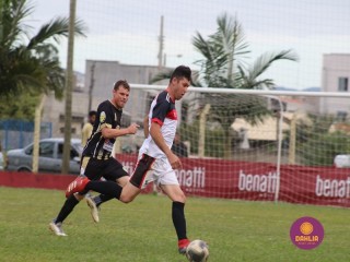 
<a style='margin-left: 5px;' class='btn btn-xs btn-social btn-facebook' href='https://www.facebook.com/sharer/sharer.php?u=https://www.boladovale.com.br/imgs/800-800-90/conteudo/fotos/1623/img2705.jpg' rel='popup' data-width='500' data-height='400'><i class='fa fa-facebook'></i>Compartilhar <span class='hidden-xs'>no Facebook</span>
</a> 
<a class='btn btn-default btn-xs' target='_blank' href='imgs/800-800-90/conteudo/fotos/1623/img2705.jpg'>
<span class='glyphicon glyphicon-cloud-download'></span> Salvar
</a> 
<span></span>