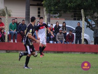 
<a style='margin-left: 5px;' class='btn btn-xs btn-social btn-facebook' href='https://www.facebook.com/sharer/sharer.php?u=https://www.boladovale.com.br/imgs/800-800-90/conteudo/fotos/1623/img2728.jpg' rel='popup' data-width='500' data-height='400'><i class='fa fa-facebook'></i>Compartilhar <span class='hidden-xs'>no Facebook</span>
</a> 
<a class='btn btn-default btn-xs' target='_blank' href='imgs/800-800-90/conteudo/fotos/1623/img2728.jpg'>
<span class='glyphicon glyphicon-cloud-download'></span> Salvar
</a> 
<span></span>