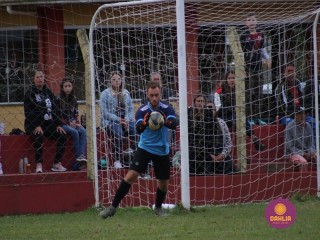 
<a style='margin-left: 5px;' class='btn btn-xs btn-social btn-facebook' href='https://www.facebook.com/sharer/sharer.php?u=https://www.boladovale.com.br/imgs/800-800-90/conteudo/fotos/1623/img2740.jpg' rel='popup' data-width='500' data-height='400'><i class='fa fa-facebook'></i>Compartilhar <span class='hidden-xs'>no Facebook</span>
</a> 
<a class='btn btn-default btn-xs' target='_blank' href='imgs/800-800-90/conteudo/fotos/1623/img2740.jpg'>
<span class='glyphicon glyphicon-cloud-download'></span> Salvar
</a> 
<span></span>