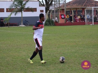 
<a style='margin-left: 5px;' class='btn btn-xs btn-social btn-facebook' href='https://www.facebook.com/sharer/sharer.php?u=https://www.boladovale.com.br/imgs/800-800-90/conteudo/fotos/1623/img2742.jpg' rel='popup' data-width='500' data-height='400'><i class='fa fa-facebook'></i>Compartilhar <span class='hidden-xs'>no Facebook</span>
</a> 
<a class='btn btn-default btn-xs' target='_blank' href='imgs/800-800-90/conteudo/fotos/1623/img2742.jpg'>
<span class='glyphicon glyphicon-cloud-download'></span> Salvar
</a> 
<span></span>