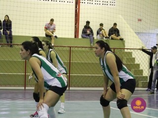 
<a style='margin-left: 5px;' class='btn btn-xs btn-social btn-facebook' href='https://www.facebook.com/sharer/sharer.php?u=https://www.boladovale.com.br/imgs/800-800-90/conteudo/fotos/1624/img2858.jpg' rel='popup' data-width='500' data-height='400'><i class='fa fa-facebook'></i>Compartilhar <span class='hidden-xs'>no Facebook</span>
</a> 
<a class='btn btn-default btn-xs' target='_blank' href='imgs/800-800-90/conteudo/fotos/1624/img2858.jpg'>
<span class='glyphicon glyphicon-cloud-download'></span> Salvar
</a> 
<span></span>