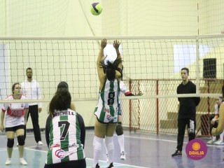 
<a style='margin-left: 5px;' class='btn btn-xs btn-social btn-facebook' href='https://www.facebook.com/sharer/sharer.php?u=https://www.boladovale.com.br/imgs/800-800-90/conteudo/fotos/1624/img2916.jpg' rel='popup' data-width='500' data-height='400'><i class='fa fa-facebook'></i>Compartilhar <span class='hidden-xs'>no Facebook</span>
</a> 
<a class='btn btn-default btn-xs' target='_blank' href='imgs/800-800-90/conteudo/fotos/1624/img2916.jpg'>
<span class='glyphicon glyphicon-cloud-download'></span> Salvar
</a> 
<span></span>