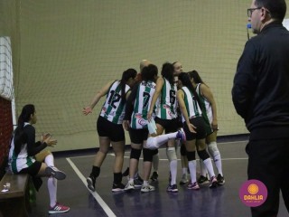
<a style='margin-left: 5px;' class='btn btn-xs btn-social btn-facebook' href='https://www.facebook.com/sharer/sharer.php?u=https://www.boladovale.com.br/imgs/800-800-90/conteudo/fotos/1624/img2947.jpg' rel='popup' data-width='500' data-height='400'><i class='fa fa-facebook'></i>Compartilhar <span class='hidden-xs'>no Facebook</span>
</a> 
<a class='btn btn-default btn-xs' target='_blank' href='imgs/800-800-90/conteudo/fotos/1624/img2947.jpg'>
<span class='glyphicon glyphicon-cloud-download'></span> Salvar
</a> 
<span></span>