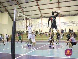 
<a style='margin-left: 5px;' class='btn btn-xs btn-social btn-facebook' href='https://www.facebook.com/sharer/sharer.php?u=https://www.boladovale.com.br/imgs/800-800-90/conteudo/fotos/1625/img3042.jpg' rel='popup' data-width='500' data-height='400'><i class='fa fa-facebook'></i>Compartilhar <span class='hidden-xs'>no Facebook</span>
</a> 
<a class='btn btn-default btn-xs' target='_blank' href='imgs/800-800-90/conteudo/fotos/1625/img3042.jpg'>
<span class='glyphicon glyphicon-cloud-download'></span> Salvar
</a> 
<span></span>