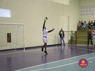 
<a style='margin-left: 5px;' class='btn btn-xs btn-social btn-facebook' href='https://www.facebook.com/sharer/sharer.php?u=https://www.boladovale.com.br/imgs/800-800-90/conteudo/fotos/1625/img3057.jpg' rel='popup' data-width='500' data-height='400'><i class='fa fa-facebook'></i>Compartilhar <span class='hidden-xs'>no Facebook</span>
</a> 
<a class='btn btn-default btn-xs' target='_blank' href='imgs/800-800-90/conteudo/fotos/1625/img3057.jpg'>
<span class='glyphicon glyphicon-cloud-download'></span> Salvar
</a> 
<span></span>
