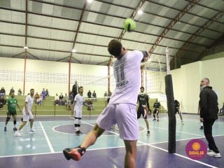 
<a style='margin-left: 5px;' class='btn btn-xs btn-social btn-facebook' href='https://www.facebook.com/sharer/sharer.php?u=https://www.boladovale.com.br/imgs/800-800-90/conteudo/fotos/1625/img3071.jpg' rel='popup' data-width='500' data-height='400'><i class='fa fa-facebook'></i>Compartilhar <span class='hidden-xs'>no Facebook</span>
</a> 
<a class='btn btn-default btn-xs' target='_blank' href='imgs/800-800-90/conteudo/fotos/1625/img3071.jpg'>
<span class='glyphicon glyphicon-cloud-download'></span> Salvar
</a> 
<span></span>
