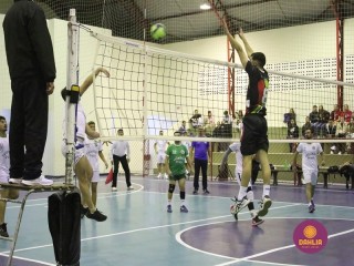 
<a style='margin-left: 5px;' class='btn btn-xs btn-social btn-facebook' href='https://www.facebook.com/sharer/sharer.php?u=https://www.boladovale.com.br/imgs/800-800-90/conteudo/fotos/1625/img3114.jpg' rel='popup' data-width='500' data-height='400'><i class='fa fa-facebook'></i>Compartilhar <span class='hidden-xs'>no Facebook</span>
</a> 
<a class='btn btn-default btn-xs' target='_blank' href='imgs/800-800-90/conteudo/fotos/1625/img3114.jpg'>
<span class='glyphicon glyphicon-cloud-download'></span> Salvar
</a> 
<span></span>