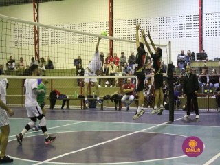 
<a style='margin-left: 5px;' class='btn btn-xs btn-social btn-facebook' href='https://www.facebook.com/sharer/sharer.php?u=https://www.boladovale.com.br/imgs/800-800-90/conteudo/fotos/1625/img3116.jpg' rel='popup' data-width='500' data-height='400'><i class='fa fa-facebook'></i>Compartilhar <span class='hidden-xs'>no Facebook</span>
</a> 
<a class='btn btn-default btn-xs' target='_blank' href='imgs/800-800-90/conteudo/fotos/1625/img3116.jpg'>
<span class='glyphicon glyphicon-cloud-download'></span> Salvar
</a> 
<span></span>