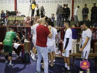 
<a style='margin-left: 5px;' class='btn btn-xs btn-social btn-facebook' href='https://www.facebook.com/sharer/sharer.php?u=https://www.boladovale.com.br/imgs/800-800-90/conteudo/fotos/1625/img3232.jpg' rel='popup' data-width='500' data-height='400'><i class='fa fa-facebook'></i>Compartilhar <span class='hidden-xs'>no Facebook</span>
</a> 
<a class='btn btn-default btn-xs' target='_blank' href='imgs/800-800-90/conteudo/fotos/1625/img3232.jpg'>
<span class='glyphicon glyphicon-cloud-download'></span> Salvar
</a> 
<span></span>