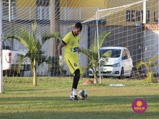 
<a style='margin-left: 5px;' class='btn btn-xs btn-social btn-facebook' href='https://www.facebook.com/sharer/sharer.php?u=https://www.boladovale.com.br/imgs/800-800-90/conteudo/fotos/1626/img2103.jpg' rel='popup' data-width='500' data-height='400'><i class='fa fa-facebook'></i>Compartilhar <span class='hidden-xs'>no Facebook</span>
</a> 
<a class='btn btn-default btn-xs' target='_blank' href='imgs/800-800-90/conteudo/fotos/1626/img2103.jpg'>
<span class='glyphicon glyphicon-cloud-download'></span> Salvar
</a> 
<span></span>