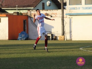 
<a style='margin-left: 5px;' class='btn btn-xs btn-social btn-facebook' href='https://www.facebook.com/sharer/sharer.php?u=https://www.boladovale.com.br/imgs/800-800-90/conteudo/fotos/1626/img2120.jpg' rel='popup' data-width='500' data-height='400'><i class='fa fa-facebook'></i>Compartilhar <span class='hidden-xs'>no Facebook</span>
</a> 
<a class='btn btn-default btn-xs' target='_blank' href='imgs/800-800-90/conteudo/fotos/1626/img2120.jpg'>
<span class='glyphicon glyphicon-cloud-download'></span> Salvar
</a> 
<span></span>