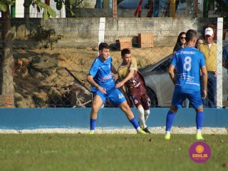 
<a style='margin-left: 5px;' class='btn btn-xs btn-social btn-facebook' href='https://www.facebook.com/sharer/sharer.php?u=https://www.boladovale.com.br/imgs/800-800-90/conteudo/fotos/1627/img1891.jpg' rel='popup' data-width='500' data-height='400'><i class='fa fa-facebook'></i>Compartilhar <span class='hidden-xs'>no Facebook</span>
</a> 
<a class='btn btn-default btn-xs' target='_blank' href='imgs/800-800-90/conteudo/fotos/1627/img1891.jpg'>
<span class='glyphicon glyphicon-cloud-download'></span> Salvar
</a> 
<span></span>