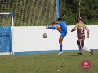 
<a style='margin-left: 5px;' class='btn btn-xs btn-social btn-facebook' href='https://www.facebook.com/sharer/sharer.php?u=https://www.boladovale.com.br/imgs/800-800-90/conteudo/fotos/1627/img1918.jpg' rel='popup' data-width='500' data-height='400'><i class='fa fa-facebook'></i>Compartilhar <span class='hidden-xs'>no Facebook</span>
</a> 
<a class='btn btn-default btn-xs' target='_blank' href='imgs/800-800-90/conteudo/fotos/1627/img1918.jpg'>
<span class='glyphicon glyphicon-cloud-download'></span> Salvar
</a> 
<span></span>