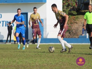 
<a style='margin-left: 5px;' class='btn btn-xs btn-social btn-facebook' href='https://www.facebook.com/sharer/sharer.php?u=https://www.boladovale.com.br/imgs/800-800-90/conteudo/fotos/1627/img1923.jpg' rel='popup' data-width='500' data-height='400'><i class='fa fa-facebook'></i>Compartilhar <span class='hidden-xs'>no Facebook</span>
</a> 
<a class='btn btn-default btn-xs' target='_blank' href='imgs/800-800-90/conteudo/fotos/1627/img1923.jpg'>
<span class='glyphicon glyphicon-cloud-download'></span> Salvar
</a> 
<span></span>