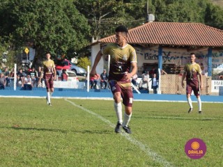 
<a style='margin-left: 5px;' class='btn btn-xs btn-social btn-facebook' href='https://www.facebook.com/sharer/sharer.php?u=https://www.boladovale.com.br/imgs/800-800-90/conteudo/fotos/1627/img1964.jpg' rel='popup' data-width='500' data-height='400'><i class='fa fa-facebook'></i>Compartilhar <span class='hidden-xs'>no Facebook</span>
</a> 
<a class='btn btn-default btn-xs' target='_blank' href='imgs/800-800-90/conteudo/fotos/1627/img1964.jpg'>
<span class='glyphicon glyphicon-cloud-download'></span> Salvar
</a> 
<span></span>