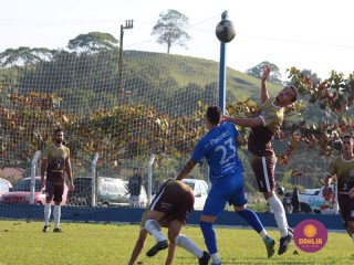 
<a style='margin-left: 5px;' class='btn btn-xs btn-social btn-facebook' href='https://www.facebook.com/sharer/sharer.php?u=https://www.boladovale.com.br/imgs/800-800-90/conteudo/fotos/1627/img1970.jpg' rel='popup' data-width='500' data-height='400'><i class='fa fa-facebook'></i>Compartilhar <span class='hidden-xs'>no Facebook</span>
</a> 
<a class='btn btn-default btn-xs' target='_blank' href='imgs/800-800-90/conteudo/fotos/1627/img1970.jpg'>
<span class='glyphicon glyphicon-cloud-download'></span> Salvar
</a> 
<span></span>