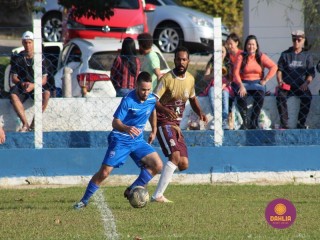 
<a style='margin-left: 5px;' class='btn btn-xs btn-social btn-facebook' href='https://www.facebook.com/sharer/sharer.php?u=https://www.boladovale.com.br/imgs/800-800-90/conteudo/fotos/1627/img1979.jpg' rel='popup' data-width='500' data-height='400'><i class='fa fa-facebook'></i>Compartilhar <span class='hidden-xs'>no Facebook</span>
</a> 
<a class='btn btn-default btn-xs' target='_blank' href='imgs/800-800-90/conteudo/fotos/1627/img1979.jpg'>
<span class='glyphicon glyphicon-cloud-download'></span> Salvar
</a> 
<span></span>