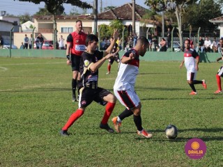 
<a style='margin-left: 5px;' class='btn btn-xs btn-social btn-facebook' href='https://www.facebook.com/sharer/sharer.php?u=https://www.boladovale.com.br/imgs/800-800-90/conteudo/fotos/1628/img3370.jpg' rel='popup' data-width='500' data-height='400'><i class='fa fa-facebook'></i>Compartilhar <span class='hidden-xs'>no Facebook</span>
</a> 
<a class='btn btn-default btn-xs' target='_blank' href='imgs/800-800-90/conteudo/fotos/1628/img3370.jpg'>
<span class='glyphicon glyphicon-cloud-download'></span> Salvar
</a> 
<span></span>
