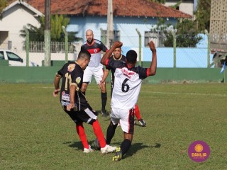 
<a style='margin-left: 5px;' class='btn btn-xs btn-social btn-facebook' href='https://www.facebook.com/sharer/sharer.php?u=https://www.boladovale.com.br/imgs/800-800-90/conteudo/fotos/1628/img3380.jpg' rel='popup' data-width='500' data-height='400'><i class='fa fa-facebook'></i>Compartilhar <span class='hidden-xs'>no Facebook</span>
</a> 
<a class='btn btn-default btn-xs' target='_blank' href='imgs/800-800-90/conteudo/fotos/1628/img3380.jpg'>
<span class='glyphicon glyphicon-cloud-download'></span> Salvar
</a> 
<span></span>