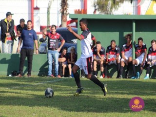 
<a style='margin-left: 5px;' class='btn btn-xs btn-social btn-facebook' href='https://www.facebook.com/sharer/sharer.php?u=https://www.boladovale.com.br/imgs/800-800-90/conteudo/fotos/1628/img3401.jpg' rel='popup' data-width='500' data-height='400'><i class='fa fa-facebook'></i>Compartilhar <span class='hidden-xs'>no Facebook</span>
</a> 
<a class='btn btn-default btn-xs' target='_blank' href='imgs/800-800-90/conteudo/fotos/1628/img3401.jpg'>
<span class='glyphicon glyphicon-cloud-download'></span> Salvar
</a> 
<span></span>