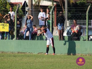 
<a style='margin-left: 5px;' class='btn btn-xs btn-social btn-facebook' href='https://www.facebook.com/sharer/sharer.php?u=https://www.boladovale.com.br/imgs/800-800-90/conteudo/fotos/1628/img3419.jpg' rel='popup' data-width='500' data-height='400'><i class='fa fa-facebook'></i>Compartilhar <span class='hidden-xs'>no Facebook</span>
</a> 
<a class='btn btn-default btn-xs' target='_blank' href='imgs/800-800-90/conteudo/fotos/1628/img3419.jpg'>
<span class='glyphicon glyphicon-cloud-download'></span> Salvar
</a> 
<span></span>