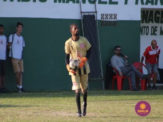 
<a style='margin-left: 5px;' class='btn btn-xs btn-social btn-facebook' href='https://www.facebook.com/sharer/sharer.php?u=https://www.boladovale.com.br/imgs/800-800-90/conteudo/fotos/1628/img3430.jpg' rel='popup' data-width='500' data-height='400'><i class='fa fa-facebook'></i>Compartilhar <span class='hidden-xs'>no Facebook</span>
</a> 
<a class='btn btn-default btn-xs' target='_blank' href='imgs/800-800-90/conteudo/fotos/1628/img3430.jpg'>
<span class='glyphicon glyphicon-cloud-download'></span> Salvar
</a> 
<span></span>