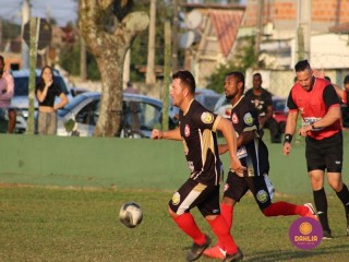 
<a style='margin-left: 5px;' class='btn btn-xs btn-social btn-facebook' href='https://www.facebook.com/sharer/sharer.php?u=https://www.boladovale.com.br/imgs/800-800-90/conteudo/fotos/1628/img3499.jpg' rel='popup' data-width='500' data-height='400'><i class='fa fa-facebook'></i>Compartilhar <span class='hidden-xs'>no Facebook</span>
</a> 
<a class='btn btn-default btn-xs' target='_blank' href='imgs/800-800-90/conteudo/fotos/1628/img3499.jpg'>
<span class='glyphicon glyphicon-cloud-download'></span> Salvar
</a> 
<span></span>