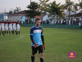 
<a style='margin-left: 5px;' class='btn btn-xs btn-social btn-facebook' href='https://www.facebook.com/sharer/sharer.php?u=https://www.boladovale.com.br/imgs/800-800-90/conteudo/fotos/1628/img3514.jpg' rel='popup' data-width='500' data-height='400'><i class='fa fa-facebook'></i>Compartilhar <span class='hidden-xs'>no Facebook</span>
</a> 
<a class='btn btn-default btn-xs' target='_blank' href='imgs/800-800-90/conteudo/fotos/1628/img3514.jpg'>
<span class='glyphicon glyphicon-cloud-download'></span> Salvar
</a> 
<span></span>