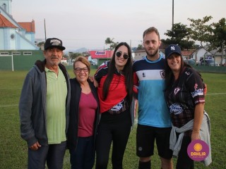 
<a style='margin-left: 5px;' class='btn btn-xs btn-social btn-facebook' href='https://www.facebook.com/sharer/sharer.php?u=https://www.boladovale.com.br/imgs/800-800-90/conteudo/fotos/1628/img3529.jpg' rel='popup' data-width='500' data-height='400'><i class='fa fa-facebook'></i>Compartilhar <span class='hidden-xs'>no Facebook</span>
</a> 
<a class='btn btn-default btn-xs' target='_blank' href='imgs/800-800-90/conteudo/fotos/1628/img3529.jpg'>
<span class='glyphicon glyphicon-cloud-download'></span> Salvar
</a> 
<span></span>