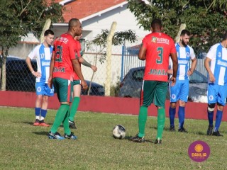 
<a style='margin-left: 5px;' class='btn btn-xs btn-social btn-facebook' href='https://www.facebook.com/sharer/sharer.php?u=https://www.boladovale.com.br/imgs/800-800-90/conteudo/fotos/1629/img4007.jpg' rel='popup' data-width='500' data-height='400'><i class='fa fa-facebook'></i>Compartilhar <span class='hidden-xs'>no Facebook</span>
</a> 
<a class='btn btn-default btn-xs' target='_blank' href='imgs/800-800-90/conteudo/fotos/1629/img4007.jpg'>
<span class='glyphicon glyphicon-cloud-download'></span> Salvar
</a> 
<span></span>