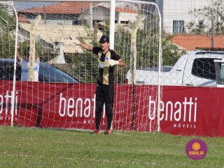 
<a style='margin-left: 5px;' class='btn btn-xs btn-social btn-facebook' href='https://www.facebook.com/sharer/sharer.php?u=https://www.boladovale.com.br/imgs/800-800-90/conteudo/fotos/1629/img4009.jpg' rel='popup' data-width='500' data-height='400'><i class='fa fa-facebook'></i>Compartilhar <span class='hidden-xs'>no Facebook</span>
</a> 
<a class='btn btn-default btn-xs' target='_blank' href='imgs/800-800-90/conteudo/fotos/1629/img4009.jpg'>
<span class='glyphicon glyphicon-cloud-download'></span> Salvar
</a> 
<span></span>