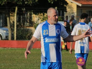 
<a style='margin-left: 5px;' class='btn btn-xs btn-social btn-facebook' href='https://www.facebook.com/sharer/sharer.php?u=https://www.boladovale.com.br/imgs/800-800-90/conteudo/fotos/1629/img4079.jpg' rel='popup' data-width='500' data-height='400'><i class='fa fa-facebook'></i>Compartilhar <span class='hidden-xs'>no Facebook</span>
</a> 
<a class='btn btn-default btn-xs' target='_blank' href='imgs/800-800-90/conteudo/fotos/1629/img4079.jpg'>
<span class='glyphicon glyphicon-cloud-download'></span> Salvar
</a> 
<span></span>