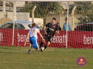 
<a style='margin-left: 5px;' class='btn btn-xs btn-social btn-facebook' href='https://www.facebook.com/sharer/sharer.php?u=https://www.boladovale.com.br/imgs/800-800-90/conteudo/fotos/1629/img4110.jpg' rel='popup' data-width='500' data-height='400'><i class='fa fa-facebook'></i>Compartilhar <span class='hidden-xs'>no Facebook</span>
</a> 
<a class='btn btn-default btn-xs' target='_blank' href='imgs/800-800-90/conteudo/fotos/1629/img4110.jpg'>
<span class='glyphicon glyphicon-cloud-download'></span> Salvar
</a> 
<span></span>