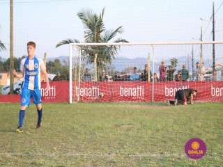 
<a style='margin-left: 5px;' class='btn btn-xs btn-social btn-facebook' href='https://www.facebook.com/sharer/sharer.php?u=https://www.boladovale.com.br/imgs/800-800-90/conteudo/fotos/1629/img4159.jpg' rel='popup' data-width='500' data-height='400'><i class='fa fa-facebook'></i>Compartilhar <span class='hidden-xs'>no Facebook</span>
</a> 
<a class='btn btn-default btn-xs' target='_blank' href='imgs/800-800-90/conteudo/fotos/1629/img4159.jpg'>
<span class='glyphicon glyphicon-cloud-download'></span> Salvar
</a> 
<span></span>