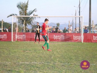 
<a style='margin-left: 5px;' class='btn btn-xs btn-social btn-facebook' href='https://www.facebook.com/sharer/sharer.php?u=https://www.boladovale.com.br/imgs/800-800-90/conteudo/fotos/1629/img4166.jpg' rel='popup' data-width='500' data-height='400'><i class='fa fa-facebook'></i>Compartilhar <span class='hidden-xs'>no Facebook</span>
</a> 
<a class='btn btn-default btn-xs' target='_blank' href='imgs/800-800-90/conteudo/fotos/1629/img4166.jpg'>
<span class='glyphicon glyphicon-cloud-download'></span> Salvar
</a> 
<span></span>