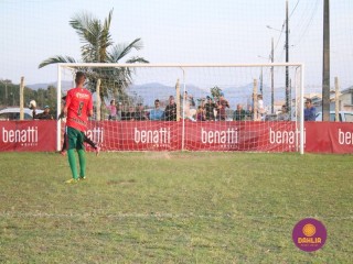
<a style='margin-left: 5px;' class='btn btn-xs btn-social btn-facebook' href='https://www.facebook.com/sharer/sharer.php?u=https://www.boladovale.com.br/imgs/800-800-90/conteudo/fotos/1629/img4181.jpg' rel='popup' data-width='500' data-height='400'><i class='fa fa-facebook'></i>Compartilhar <span class='hidden-xs'>no Facebook</span>
</a> 
<a class='btn btn-default btn-xs' target='_blank' href='imgs/800-800-90/conteudo/fotos/1629/img4181.jpg'>
<span class='glyphicon glyphicon-cloud-download'></span> Salvar
</a> 
<span></span>