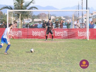 
<a style='margin-left: 5px;' class='btn btn-xs btn-social btn-facebook' href='https://www.facebook.com/sharer/sharer.php?u=https://www.boladovale.com.br/imgs/800-800-90/conteudo/fotos/1629/img4193.jpg' rel='popup' data-width='500' data-height='400'><i class='fa fa-facebook'></i>Compartilhar <span class='hidden-xs'>no Facebook</span>
</a> 
<a class='btn btn-default btn-xs' target='_blank' href='imgs/800-800-90/conteudo/fotos/1629/img4193.jpg'>
<span class='glyphicon glyphicon-cloud-download'></span> Salvar
</a> 
<span></span>