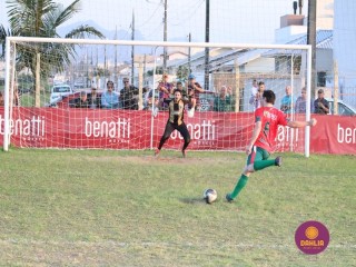 
<a style='margin-left: 5px;' class='btn btn-xs btn-social btn-facebook' href='https://www.facebook.com/sharer/sharer.php?u=https://www.boladovale.com.br/imgs/800-800-90/conteudo/fotos/1629/img4206.jpg' rel='popup' data-width='500' data-height='400'><i class='fa fa-facebook'></i>Compartilhar <span class='hidden-xs'>no Facebook</span>
</a> 
<a class='btn btn-default btn-xs' target='_blank' href='imgs/800-800-90/conteudo/fotos/1629/img4206.jpg'>
<span class='glyphicon glyphicon-cloud-download'></span> Salvar
</a> 
<span></span>