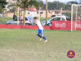 
<a style='margin-left: 5px;' class='btn btn-xs btn-social btn-facebook' href='https://www.facebook.com/sharer/sharer.php?u=https://www.boladovale.com.br/imgs/800-800-90/conteudo/fotos/1629/img4219.jpg' rel='popup' data-width='500' data-height='400'><i class='fa fa-facebook'></i>Compartilhar <span class='hidden-xs'>no Facebook</span>
</a> 
<a class='btn btn-default btn-xs' target='_blank' href='imgs/800-800-90/conteudo/fotos/1629/img4219.jpg'>
<span class='glyphicon glyphicon-cloud-download'></span> Salvar
</a> 
<span></span>