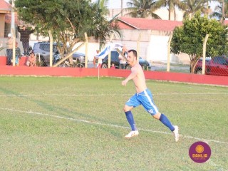 
<a style='margin-left: 5px;' class='btn btn-xs btn-social btn-facebook' href='https://www.facebook.com/sharer/sharer.php?u=https://www.boladovale.com.br/imgs/800-800-90/conteudo/fotos/1629/img4224.jpg' rel='popup' data-width='500' data-height='400'><i class='fa fa-facebook'></i>Compartilhar <span class='hidden-xs'>no Facebook</span>
</a> 
<a class='btn btn-default btn-xs' target='_blank' href='imgs/800-800-90/conteudo/fotos/1629/img4224.jpg'>
<span class='glyphicon glyphicon-cloud-download'></span> Salvar
</a> 
<span></span>