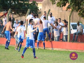 
<a style='margin-left: 5px;' class='btn btn-xs btn-social btn-facebook' href='https://www.facebook.com/sharer/sharer.php?u=https://www.boladovale.com.br/imgs/800-800-90/conteudo/fotos/1629/img4257.jpg' rel='popup' data-width='500' data-height='400'><i class='fa fa-facebook'></i>Compartilhar <span class='hidden-xs'>no Facebook</span>
</a> 
<a class='btn btn-default btn-xs' target='_blank' href='imgs/800-800-90/conteudo/fotos/1629/img4257.jpg'>
<span class='glyphicon glyphicon-cloud-download'></span> Salvar
</a> 
<span></span>