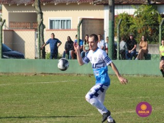 
<a style='margin-left: 5px;' class='btn btn-xs btn-social btn-facebook' href='https://www.facebook.com/sharer/sharer.php?u=https://www.boladovale.com.br/imgs/800-800-90/conteudo/fotos/1630/img3946.jpg' rel='popup' data-width='500' data-height='400'><i class='fa fa-facebook'></i>Compartilhar <span class='hidden-xs'>no Facebook</span>
</a> 
<a class='btn btn-default btn-xs' target='_blank' href='imgs/800-800-90/conteudo/fotos/1630/img3946.jpg'>
<span class='glyphicon glyphicon-cloud-download'></span> Salvar
</a> 
<span></span>