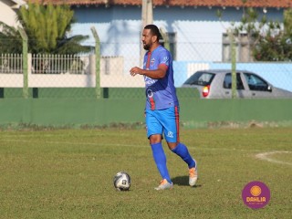 
<a style='margin-left: 5px;' class='btn btn-xs btn-social btn-facebook' href='https://www.facebook.com/sharer/sharer.php?u=https://www.boladovale.com.br/imgs/800-800-90/conteudo/fotos/1630/img3955.jpg' rel='popup' data-width='500' data-height='400'><i class='fa fa-facebook'></i>Compartilhar <span class='hidden-xs'>no Facebook</span>
</a> 
<a class='btn btn-default btn-xs' target='_blank' href='imgs/800-800-90/conteudo/fotos/1630/img3955.jpg'>
<span class='glyphicon glyphicon-cloud-download'></span> Salvar
</a> 
<span></span>