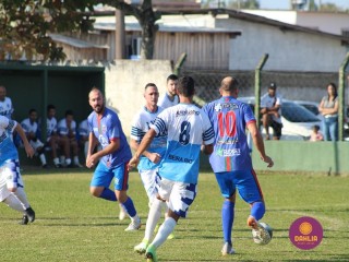 
<a style='margin-left: 5px;' class='btn btn-xs btn-social btn-facebook' href='https://www.facebook.com/sharer/sharer.php?u=https://www.boladovale.com.br/imgs/800-800-90/conteudo/fotos/1630/img3974.jpg' rel='popup' data-width='500' data-height='400'><i class='fa fa-facebook'></i>Compartilhar <span class='hidden-xs'>no Facebook</span>
</a> 
<a class='btn btn-default btn-xs' target='_blank' href='imgs/800-800-90/conteudo/fotos/1630/img3974.jpg'>
<span class='glyphicon glyphicon-cloud-download'></span> Salvar
</a> 
<span></span>