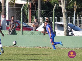 
<a style='margin-left: 5px;' class='btn btn-xs btn-social btn-facebook' href='https://www.facebook.com/sharer/sharer.php?u=https://www.boladovale.com.br/imgs/800-800-90/conteudo/fotos/1630/img3976.jpg' rel='popup' data-width='500' data-height='400'><i class='fa fa-facebook'></i>Compartilhar <span class='hidden-xs'>no Facebook</span>
</a> 
<a class='btn btn-default btn-xs' target='_blank' href='imgs/800-800-90/conteudo/fotos/1630/img3976.jpg'>
<span class='glyphicon glyphicon-cloud-download'></span> Salvar
</a> 
<span></span>